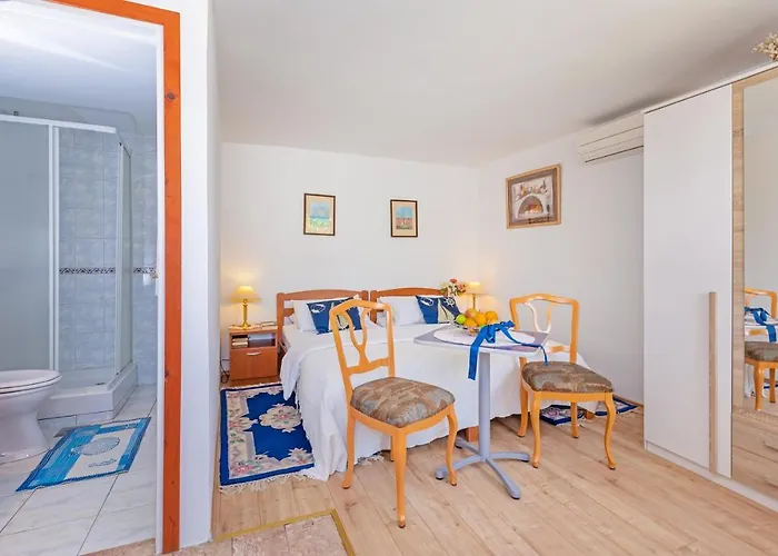 Villa Jolanda Apartments